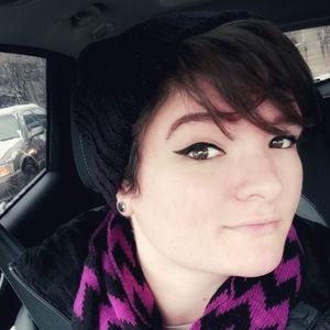 Meet your Posher, Tesia